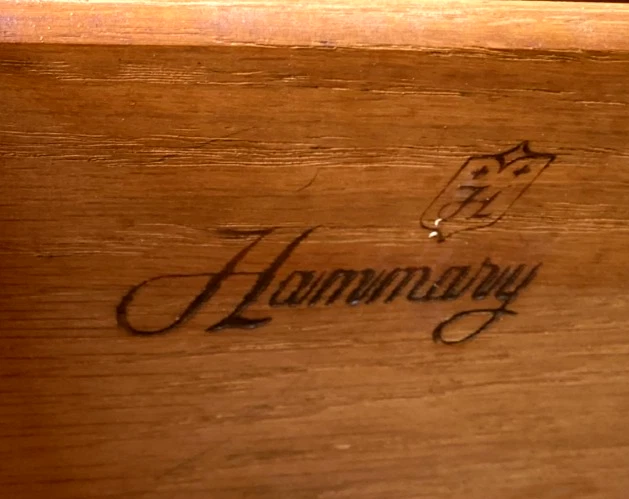 Vintage HAMMARY Solid Walnut Leather Top Country French Provincial End Table - Image 3 of 4