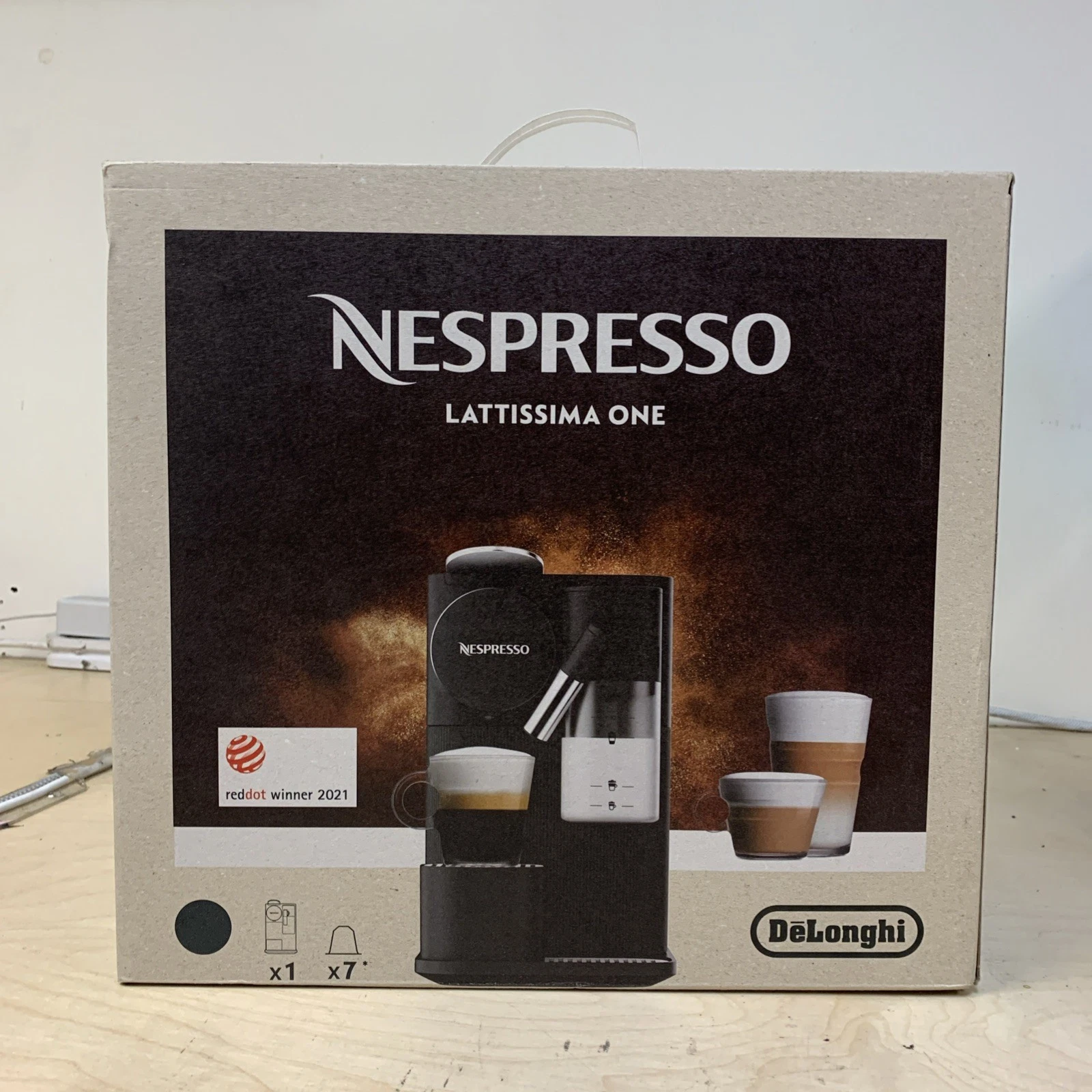 NWT Nespresso Lattissima One Shadow Black Espresso Machine with Milk Frother