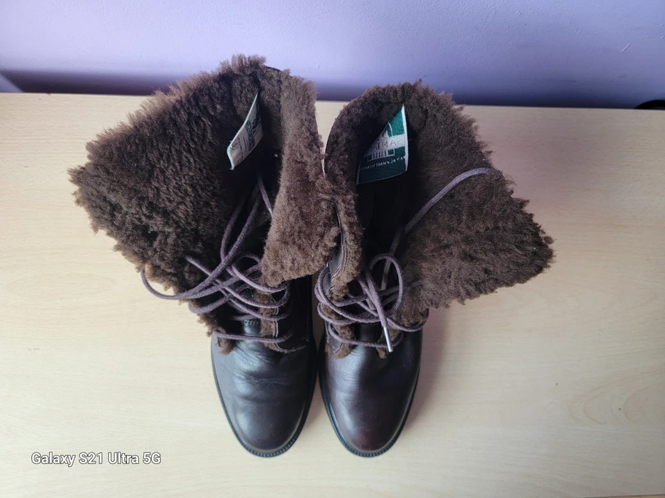 Bota de Couro Santana Canadá Marrom 2 Tons Shearling Forrada Lug Sole Renda Feminina 9 M - Imagem 3 de 4