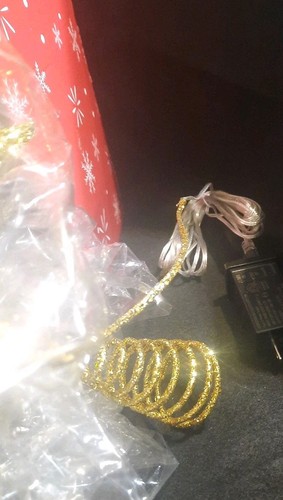LED beleuchteter leuchtender Glitzer Gold Baumspitze Stern Innen Weihnachtsdeko - Bild 3 von 5