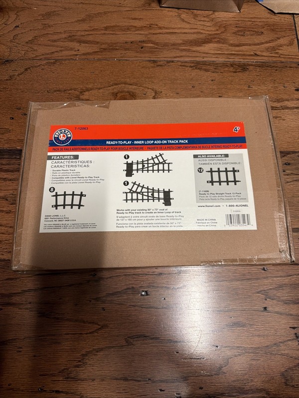 Lionel Ready-to-Play 10-Piece Inner Loop Black Plastic Track Pack