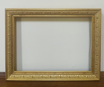 Art Frame-Beautiful Floral Ornate Gilt Wooden-16.5 x12.5x 1/Interior 10 x14 -VTG