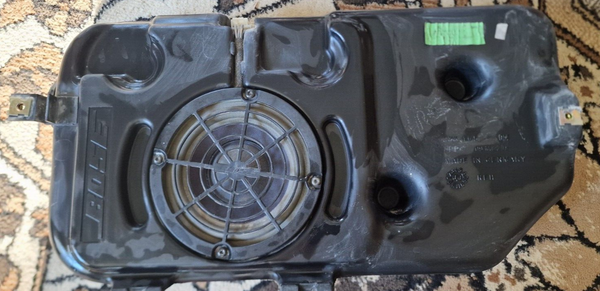 Original Opel Omega B FL Caravan BOSE Subwoofer 09148298 233465