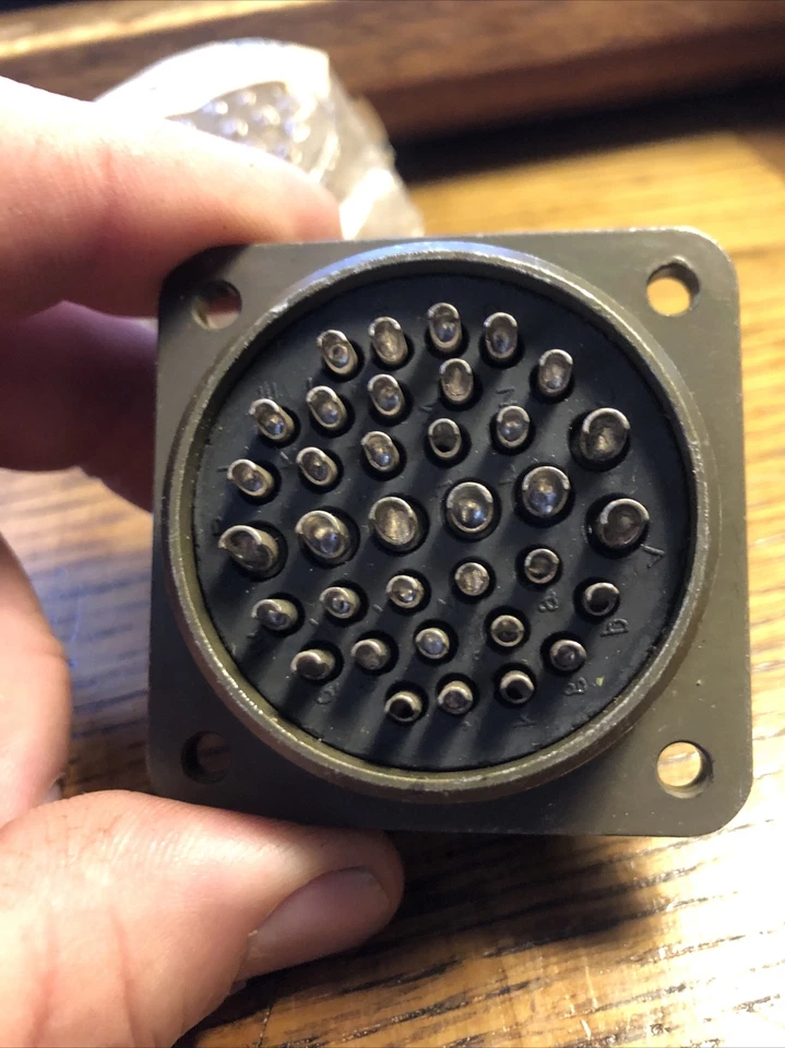 Eaton 35 PIN Circular FEMALE Connector Receptacle Outlet Part New Fast Free Ship - Image 3 of 4
