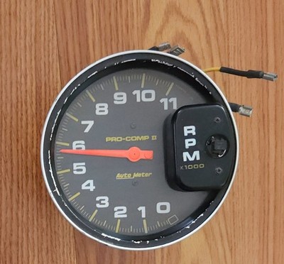 Auto Meter PRO-COMP 2 PRO-COMP II Tachometer 5'' Tach 11K RPM Used No Res!
