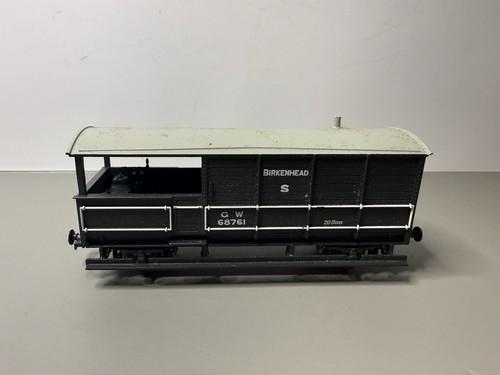 Furgoneta de freno de sapo Bachmann Branchline 33-300E de 20 toneladas “Birkenhead” GWR 68761 | Zustand: Used