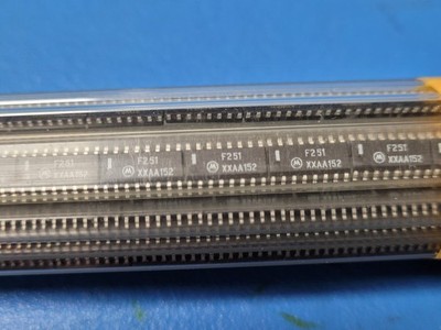 (10 PCS) MC74F251D MOT Multiplexer 1-Func 8 Line Input 1 Line Output TTL SOIC-16