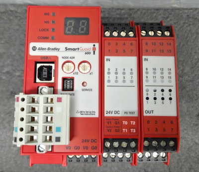 Allen-Bradley SmartGuard 600 1752-L24BBB / Safety Controller