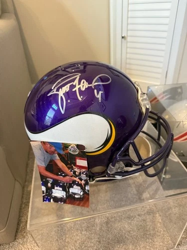 Brett Favre signed Minnesota Vikings Helmet