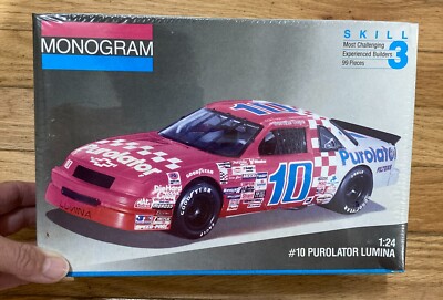 Monogram #10Purolatot Lumina 1/24 scale model kit skill level 3