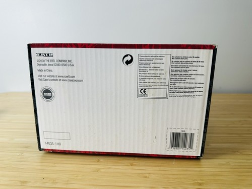 ERTL INTERNATIONAL FARMALL 560 WF 2001 RED POWER ROUND-UP IOWA STICKER 1/16 NIB - Picture 8 of 8