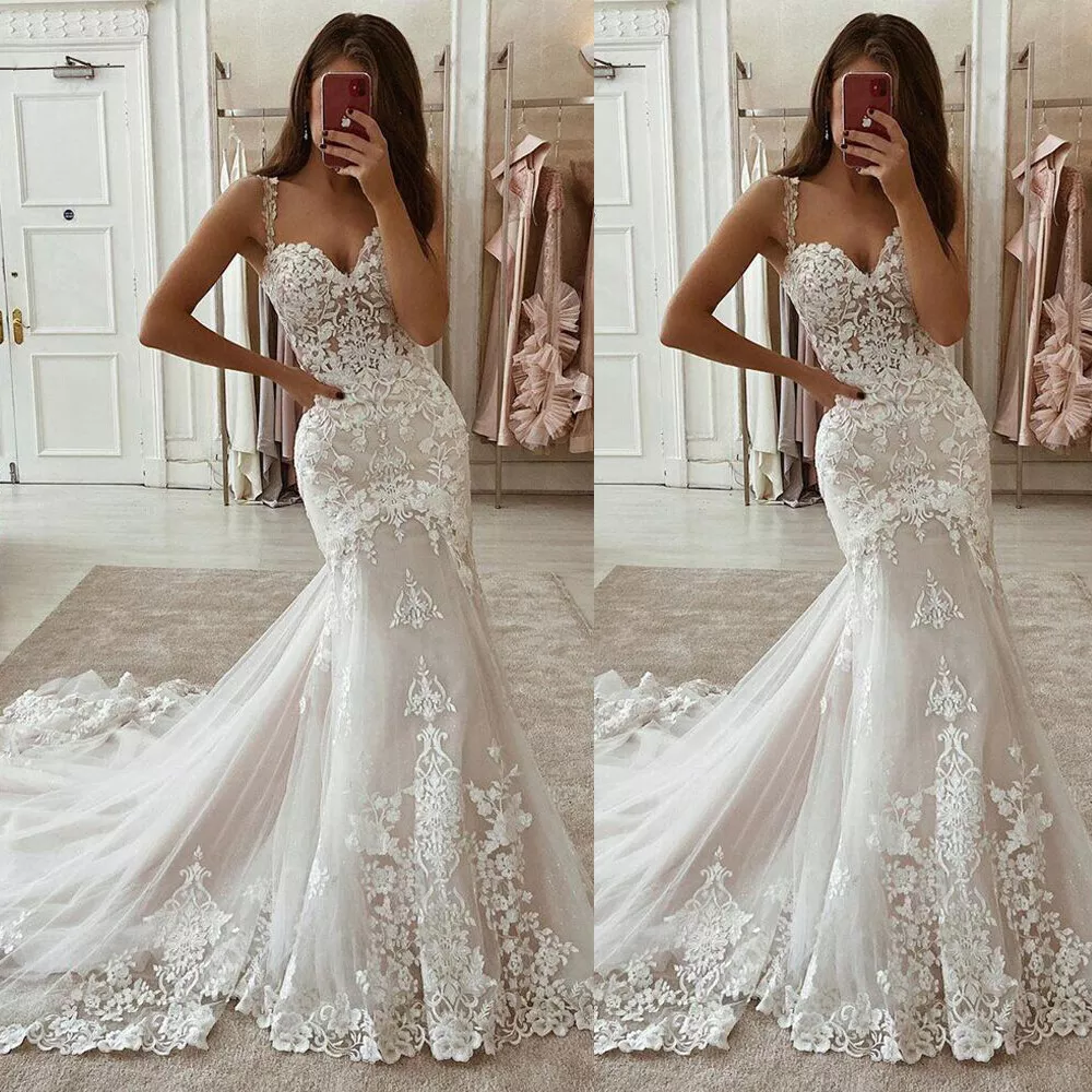 Crazy-Gorgeous Wedding Gowns | Lace beach wedding dress, Beach bridal gown,  Sweep train wedding dress