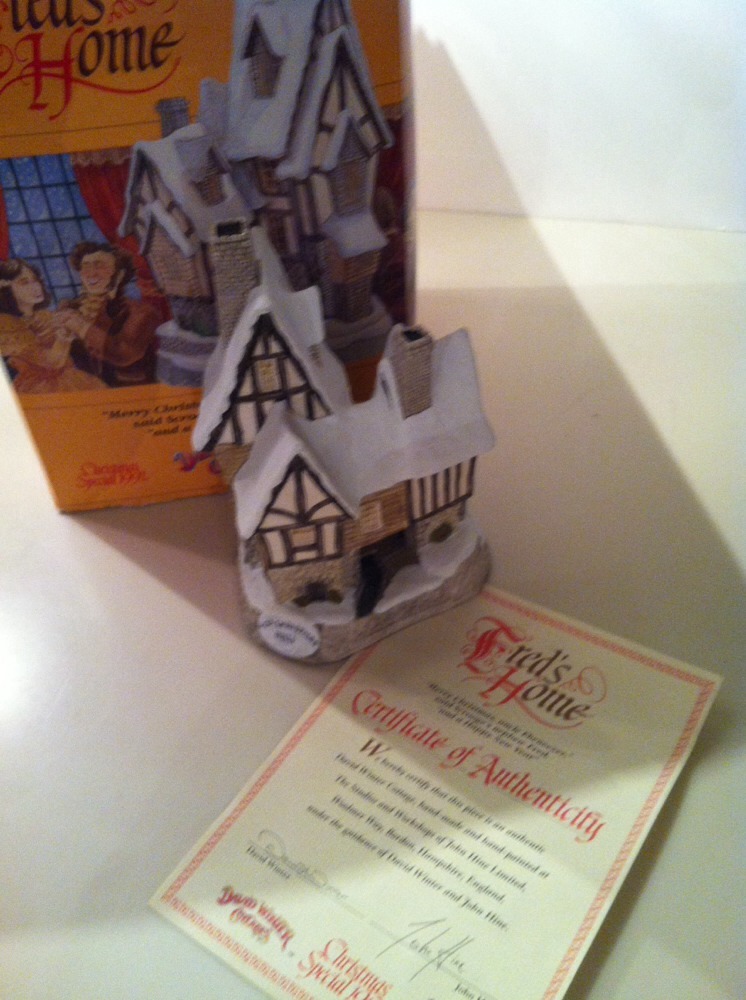 David Winter FRED'S HOME - English figurine --Christmas 1991 Box