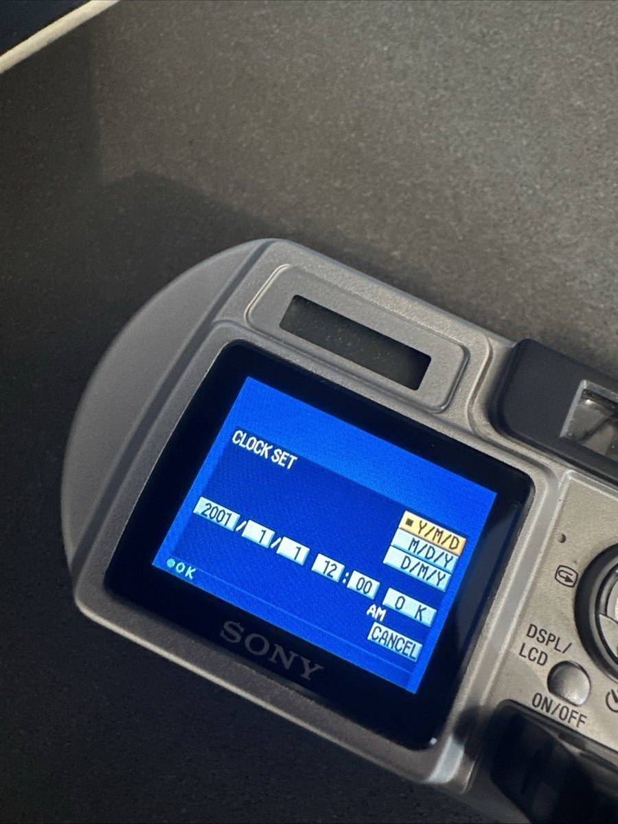 Sony Cyber-Shot DSC-P3 Digital Camera 2.8MP Made In Japan | eBay