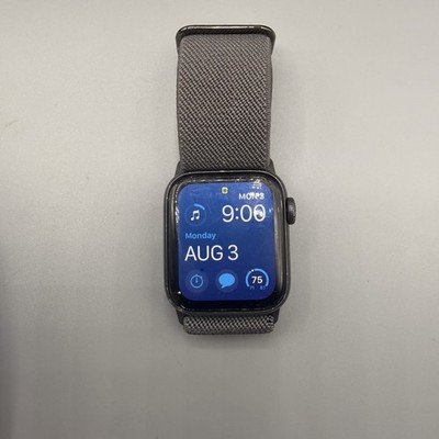 Apple Watch SE 1st Gen 40MM Space Gray GPS