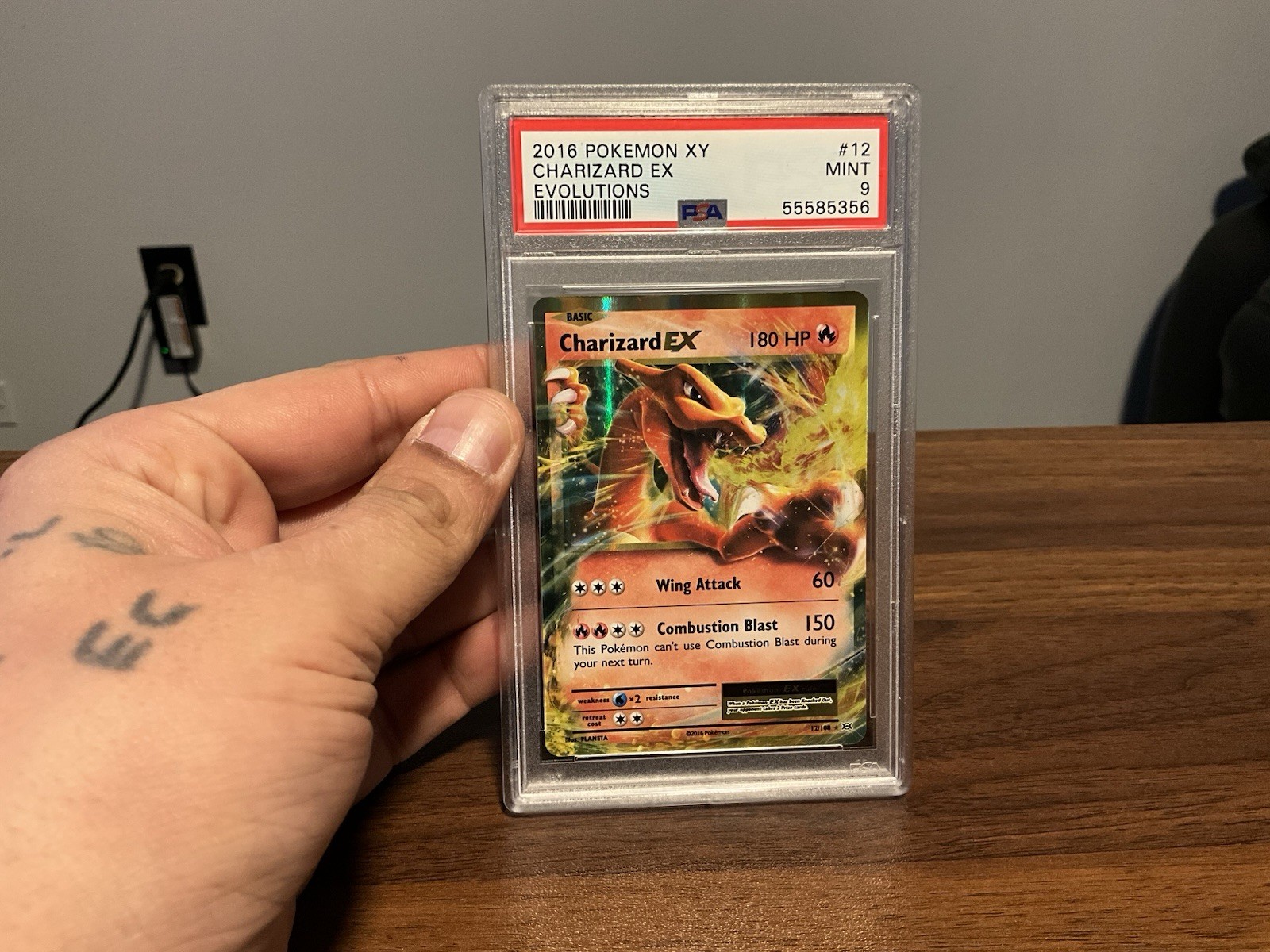 PSA 9 Charizard EX Evolutions XY 2016 Holo #12 - Pokemon Card