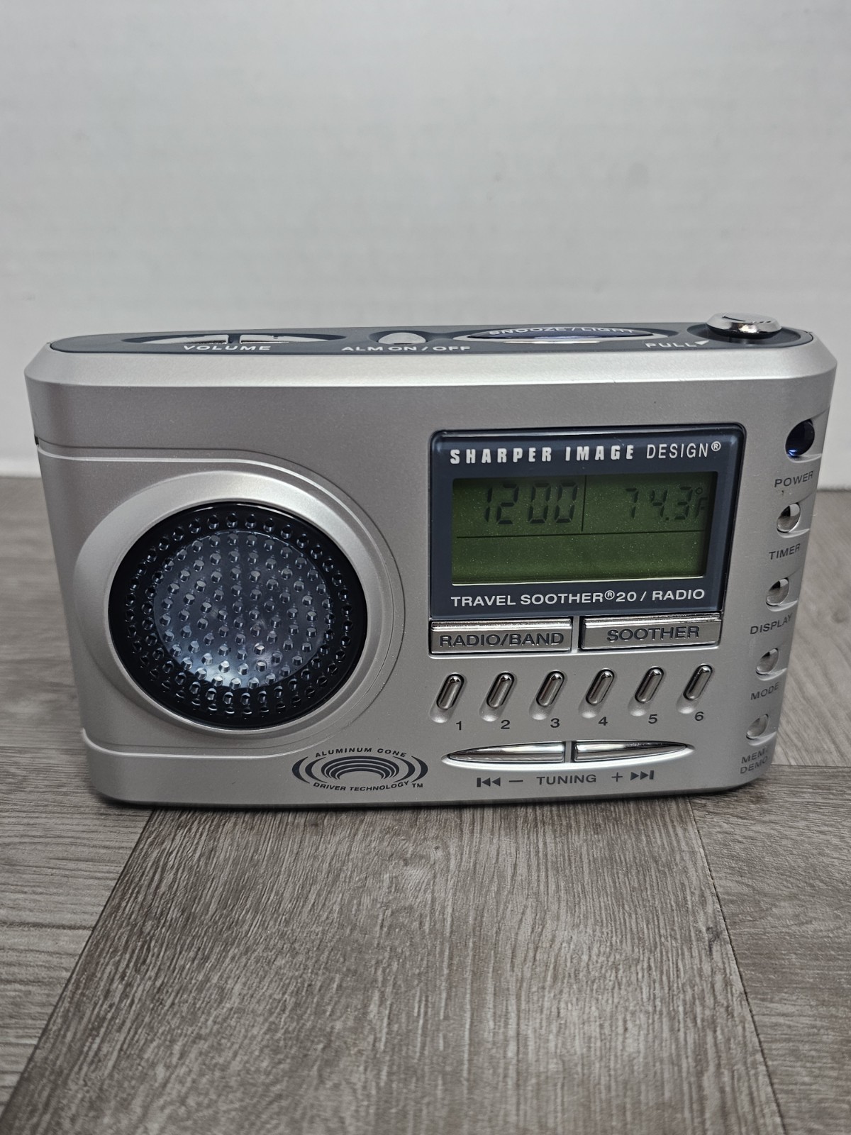 Sharper Travel Soother 20 Radio Alarm Clock Sharper Travel Soother 20 Radio Alarm Clock SI 621 No Power Adapter image