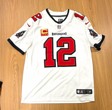 Tom Brady Football Cards, Rookie Card Checklist and Memorabilia Guide 100