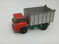 Matchbox Lesney # 26 GMC Tipper Truck