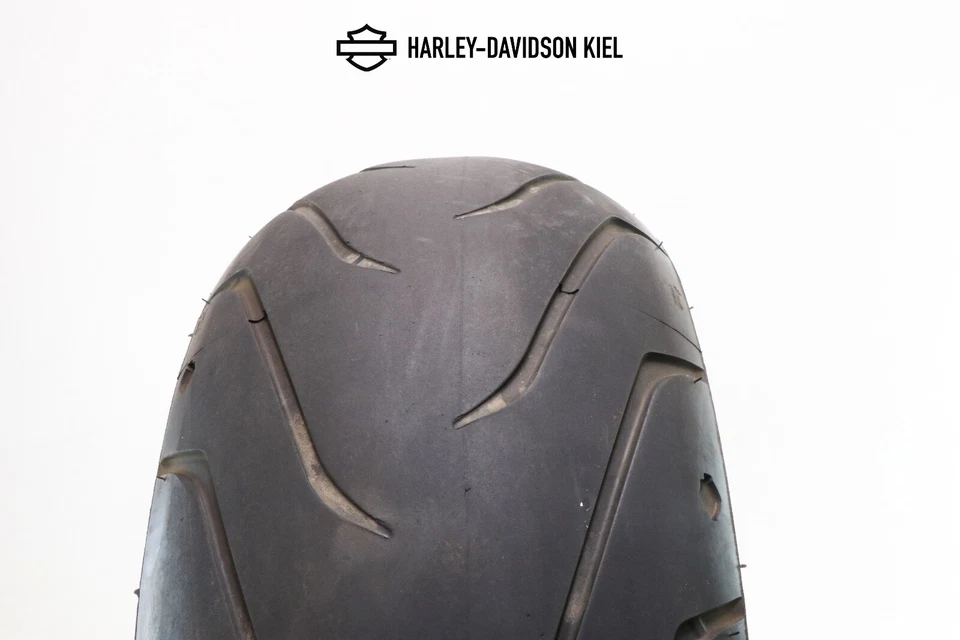 Harley-Davidson Michelin Scorcher II Rear Tire 240/40 R18 Wheel 43189-11 - Image 4 of 4