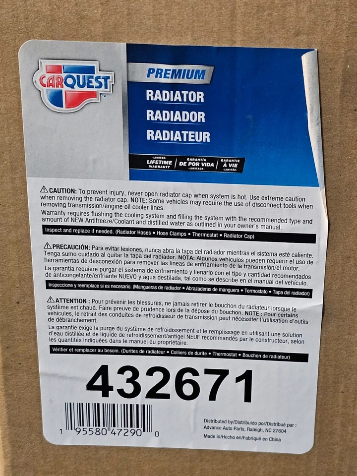 Para Ford Expedition 2003-2004 Eddie Bauer con motor V8 - 4,6 L radiador 432671 Foto 2 de 4