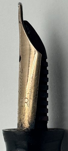 Pluma Estilográfica Parker Verde Esmeralda Perla Vacumatic Junior Rayas Laminado - Imagen 10 de 14