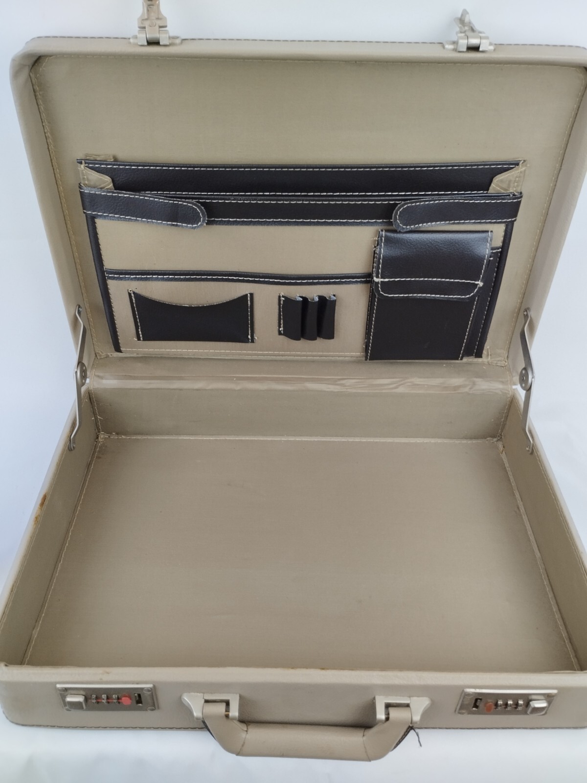 Berghaus A Code Document Porte Case - image 12