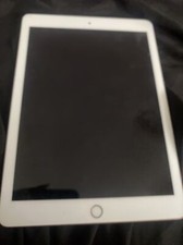 Apple iPad (6th Generation) A1893 128 GB, Wi-Fi, 9.7 in - Gold for