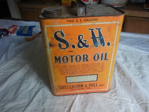 Vintage Empty 2 gallon Oil can S & H Shellhorn & Hill Elsmere DE Lot 26-42-45