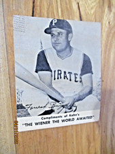 SMOKEY BURGESS 1959 PITTS. PIRATES KAHNS THE WIENER WORLD AWAITED BASEBALL CARD