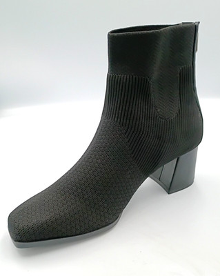 Adrienne Vittadini Jex Block Heel Booties Ortholite Women's Size 8 M NEW w/ Box