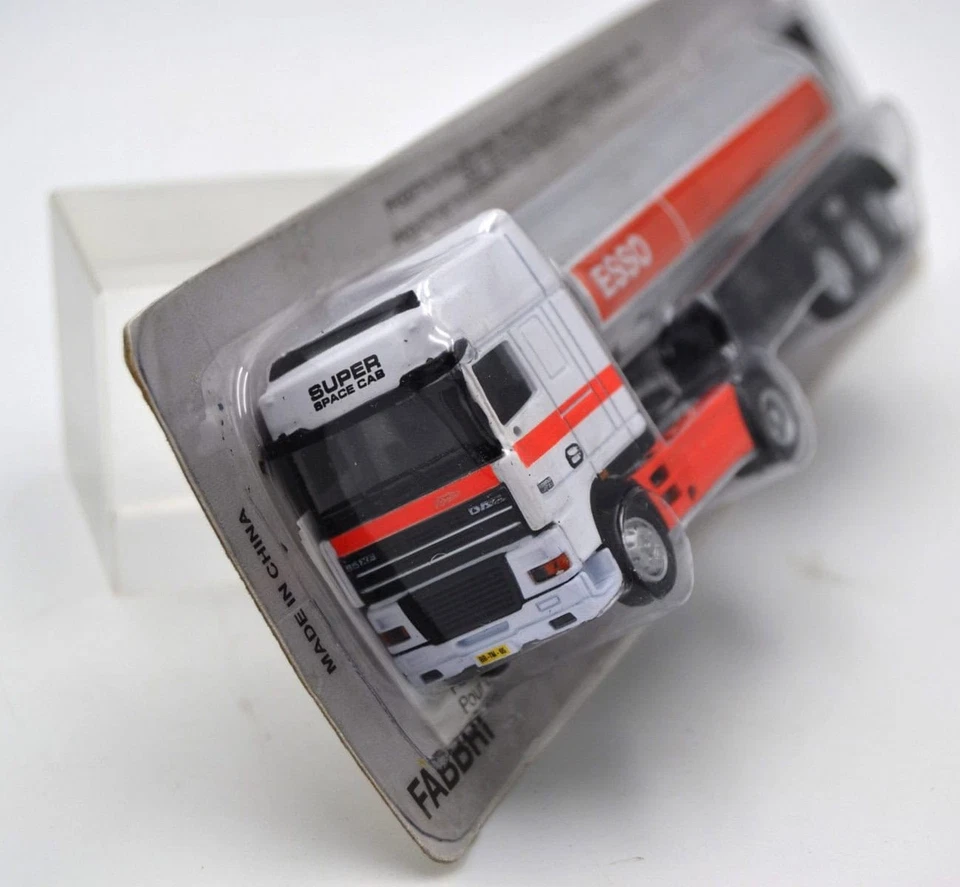 DIE CAST CAMION FABBRI " ESSO DAF "  SCALA 1/87 - Immagine 2 di 3