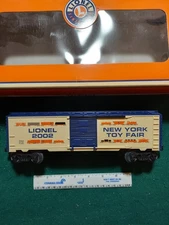 LIONEL #6-29904 LIONEL 2002 TOY FAIR BOX CAR