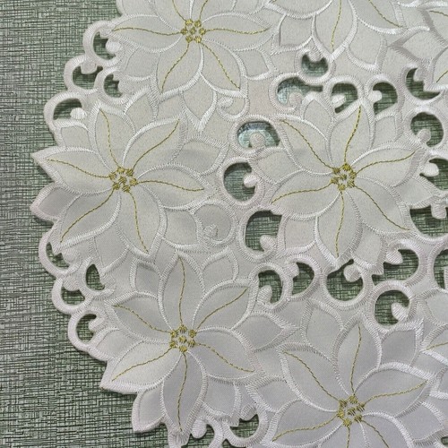 Set of 4 Vintage Embroidery Cutwork Lace Flower Placemats Round Table Mat 14inch - Picture 3 of 6
