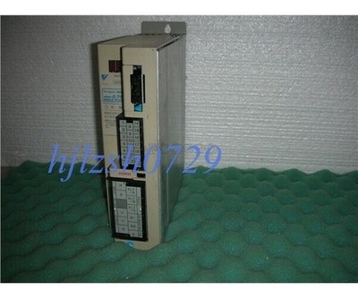 1Pcs   CIMR-PBAB0P7T yz *gi