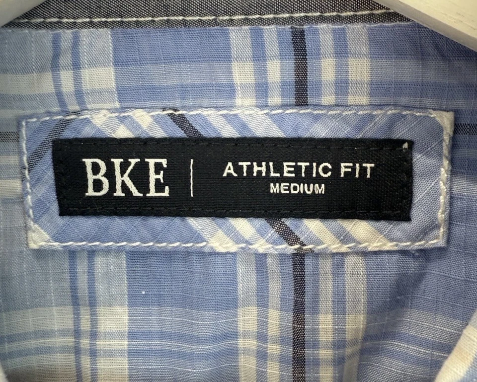 Camisa occidental BKE para hombre talla mediana azul perla a presión ajuste atlético elástica Foto 3 de 4