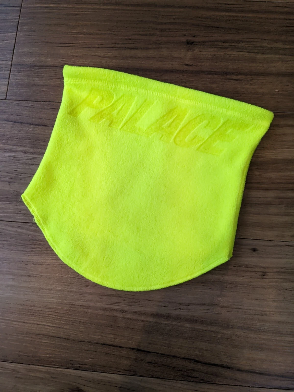 PALACE • POLARTEC LAZER NECK WARMER • HI VIS YELLOW • 9/10
