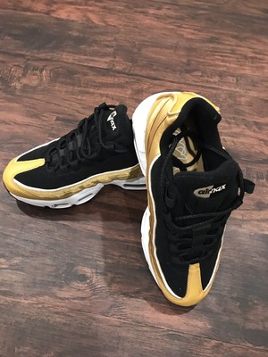 nike air max 95 womens black and gold