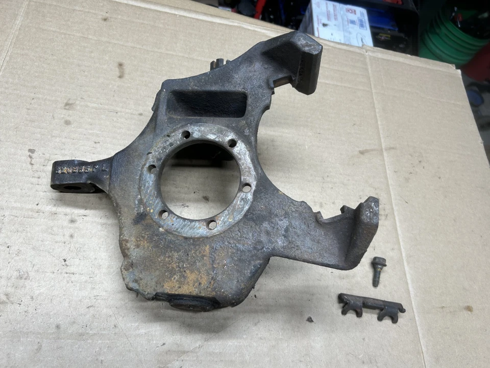 80-86 Ford F-150 - DRIVER Dana 44 IFS Front - Steering Knuckle LH 620855 P L - Image 4 of 4