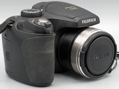 Fujifilm FinePix S5800