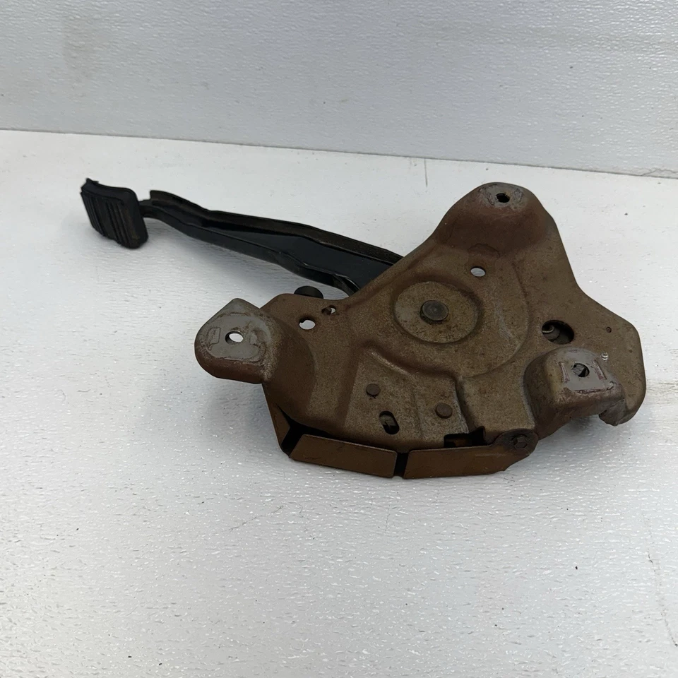 1988 - 1994 雪佛兰索罗德 GMC 紧急制动停车踏板组件 原始设备制造商 — 第 3/4 张图片