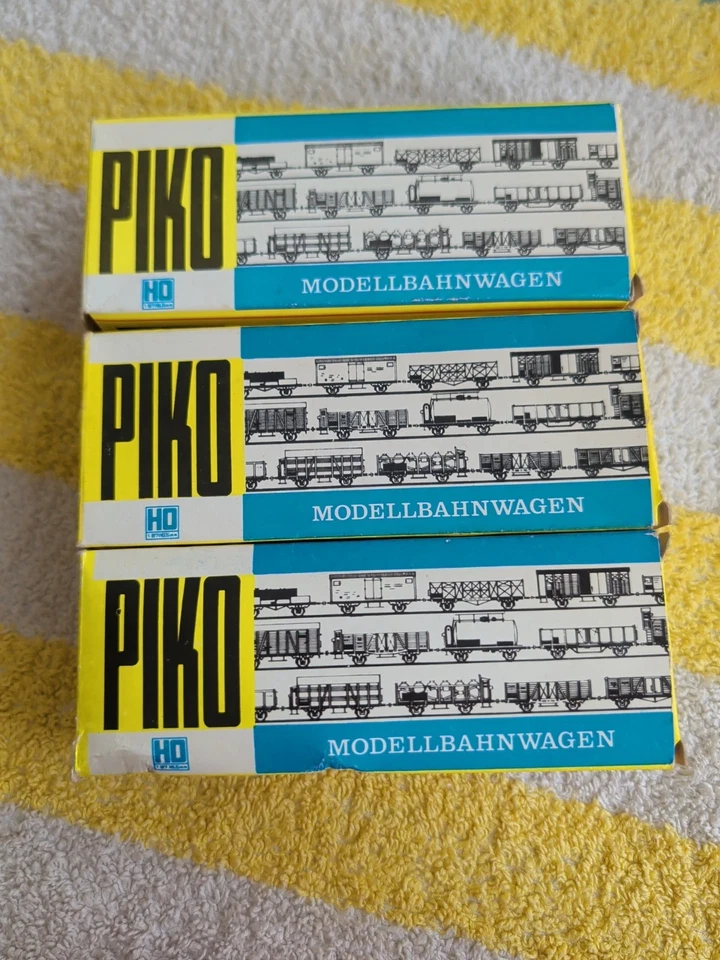 Piki Oldtimer Modellbahnwagen Windbergzug - H0 - 3 Wagen