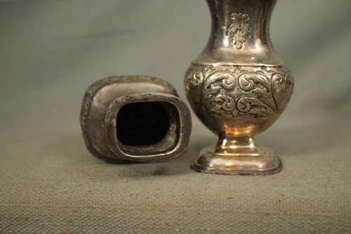 Pair small rare silver vases Antique 1890s William Adams WA England silverplate - Picture 4 of 6
