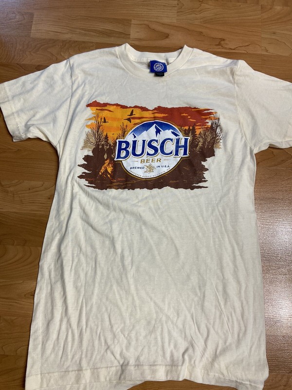 Busch Beer Shirt Mens Small Brew City Campfire Graphic Shirt