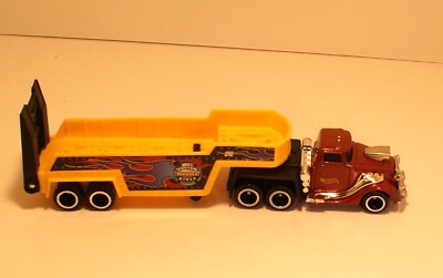 HOT WHEELS CAR HAULER TRANSPORT TRUCK HARD TO FIND LIMITED EDITION