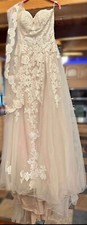 Size 4 David  s Bridal Sleeveless Wedding Dress w/ Pockets and Veil