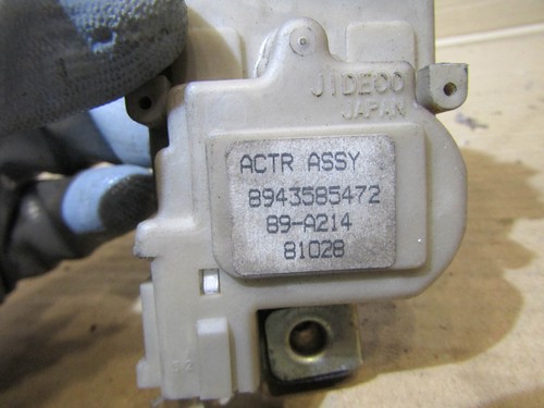 Isuzu Trooper Duty 3.0 Mk2 left rear tailgate door lock catch actuator ACTR ASSY - Picture 2 of 6