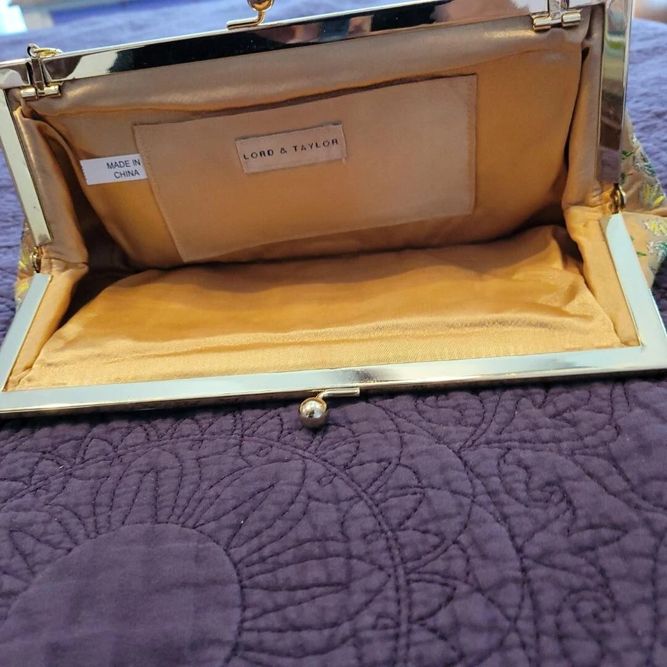 Elegante bolso clutch de noche para mujer Lord & Taylor con cuentas y bordados Foto 2 de 2