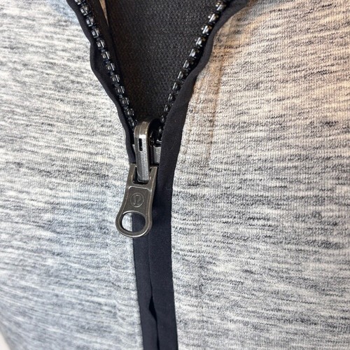 Lululemon Insculpt Reversible Gray Vest Size 4 - Picture 3 of 12