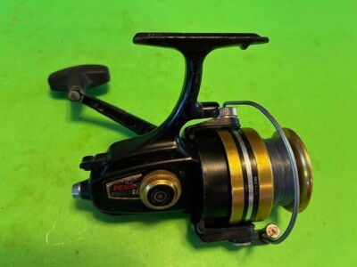 VINTAGE PENN SPINFISHER 6500SS SPINNING FISHING REEL LOOKS VINTAGE PENN SPINFISHER 6500SS SPINNING FISHING REEL LOOKS